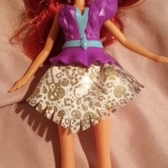 Doll - Picture 4 of 4